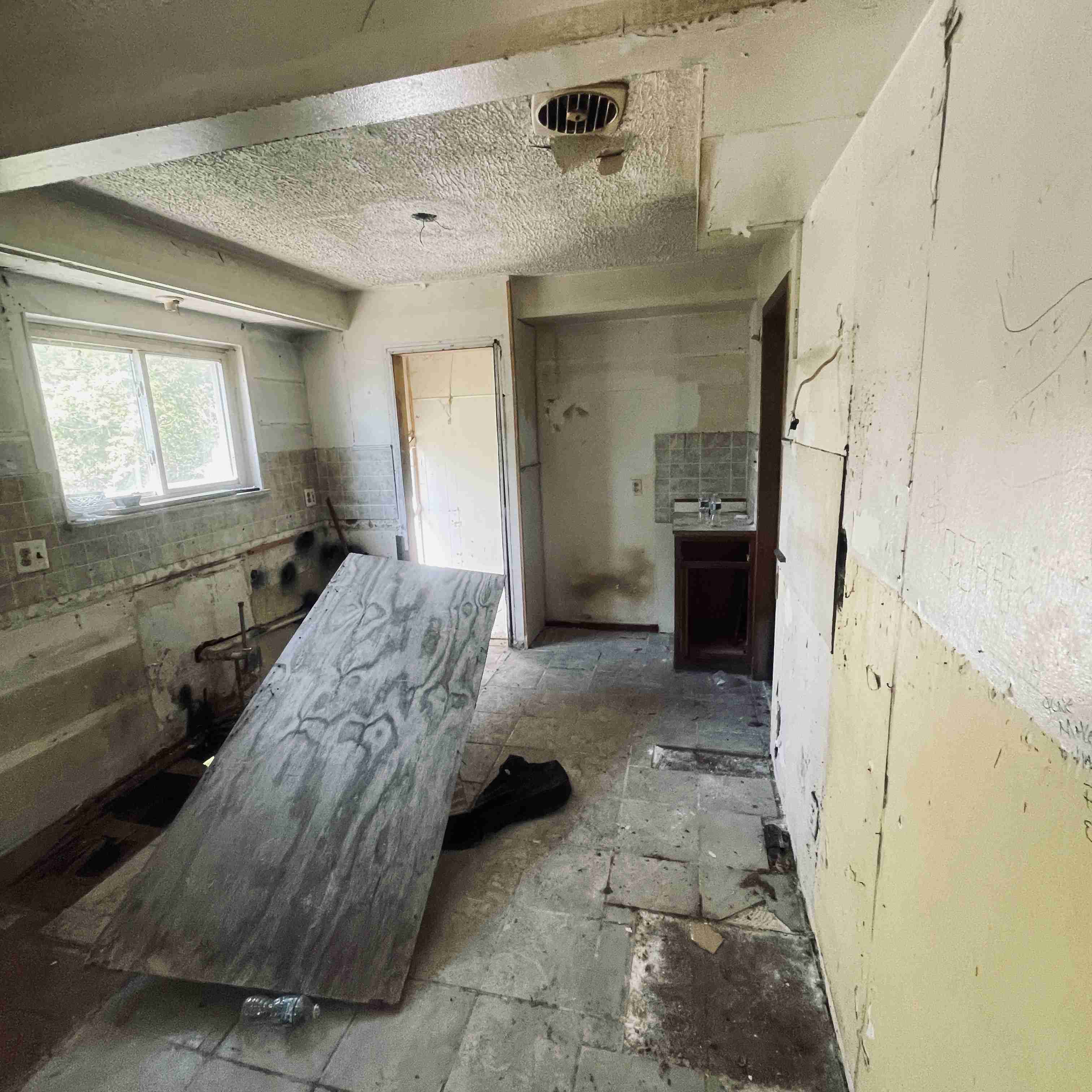 14241 Coyle (18).jpg